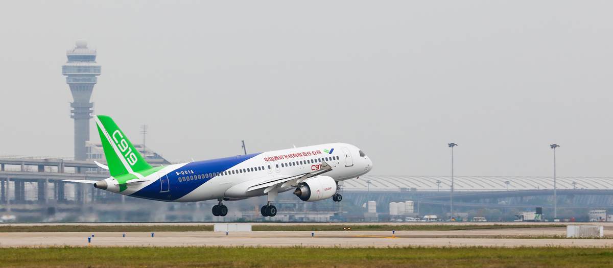 Poletanje COMAC-a C919; Foto: COMAC