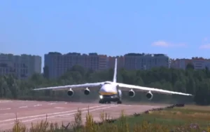 An-124-100 Ruslan