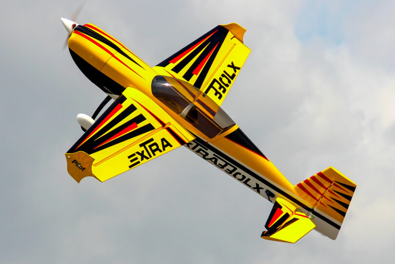 Extra-330Lx